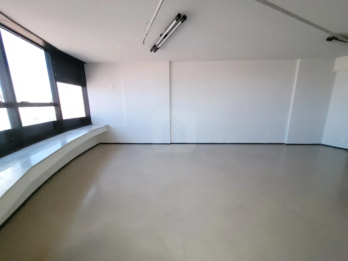 Comprar Comercial / Sala Comercial Condomínio em Uberlândia R$ 145.000,00 - Foto 5