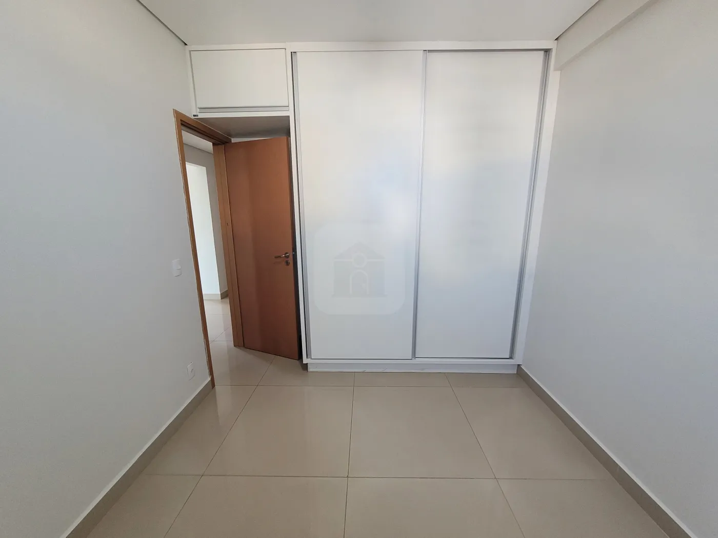 Alugar Apartamento / Padrão em Uberlândia R$ 2.600,00 - Foto 9