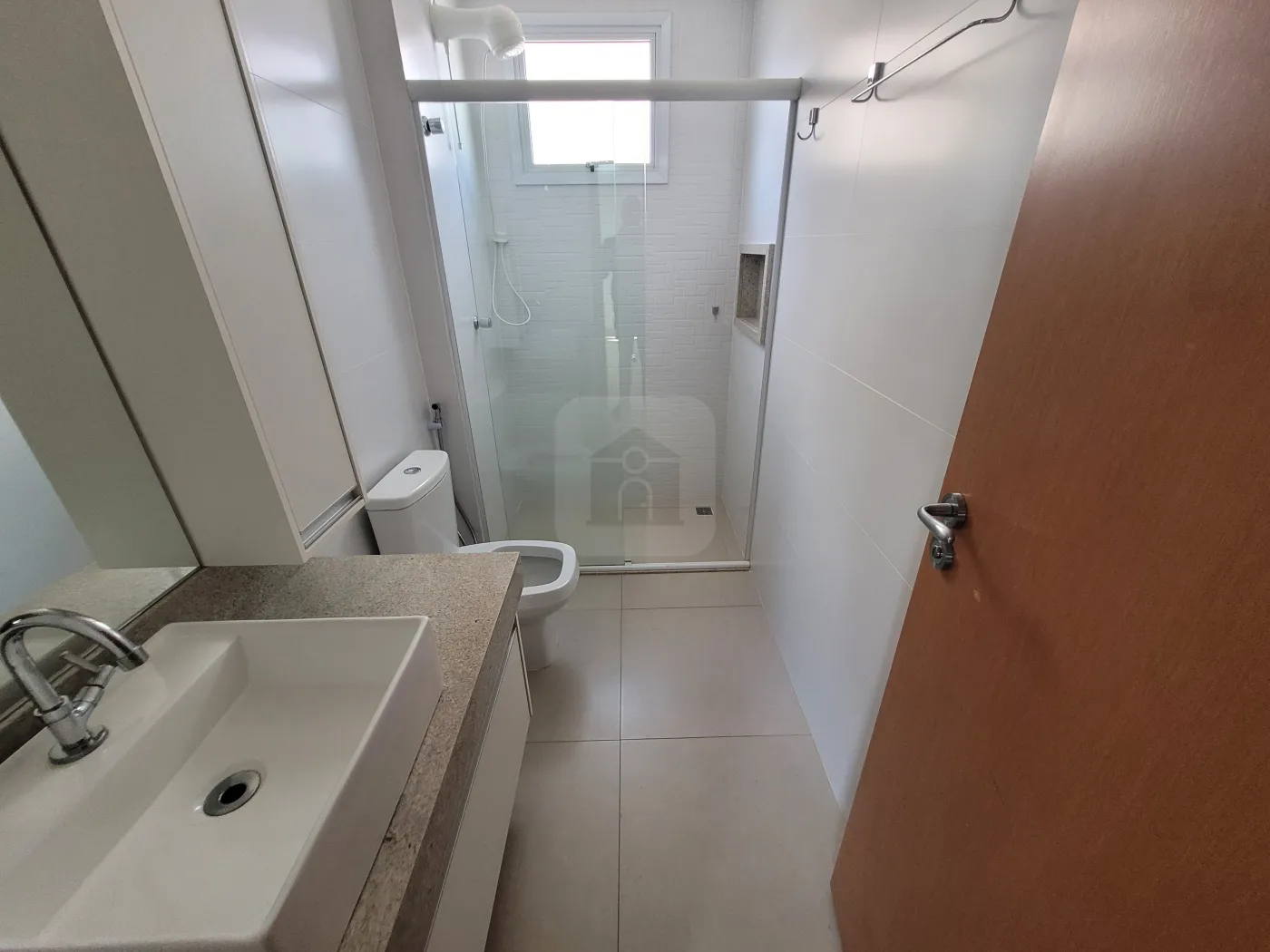 Alugar Apartamento / Padrão em Uberlândia R$ 2.600,00 - Foto 15