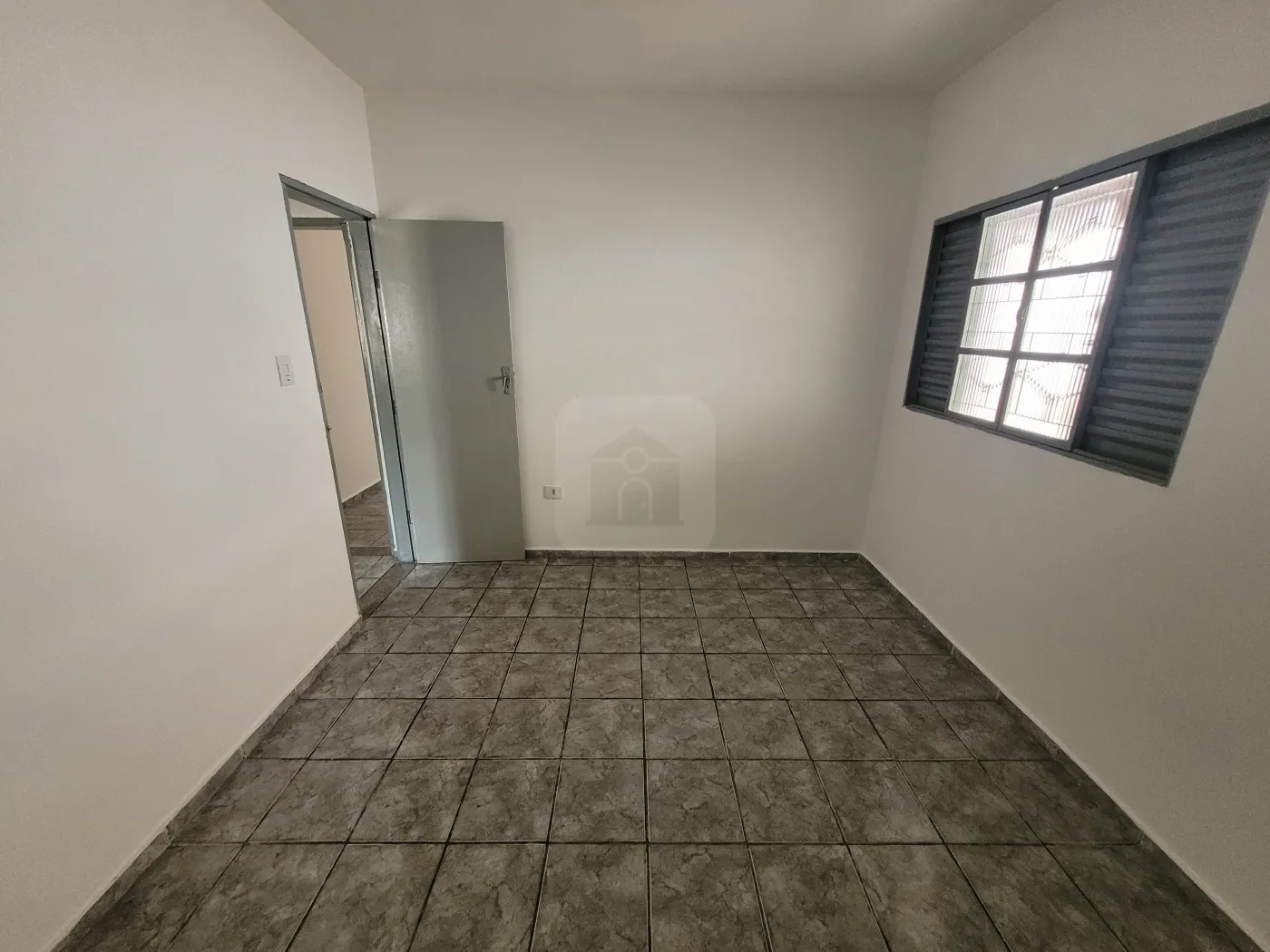 Alugar Casa / Padrão em Uberlândia R$ 1.750,00 - Foto 12