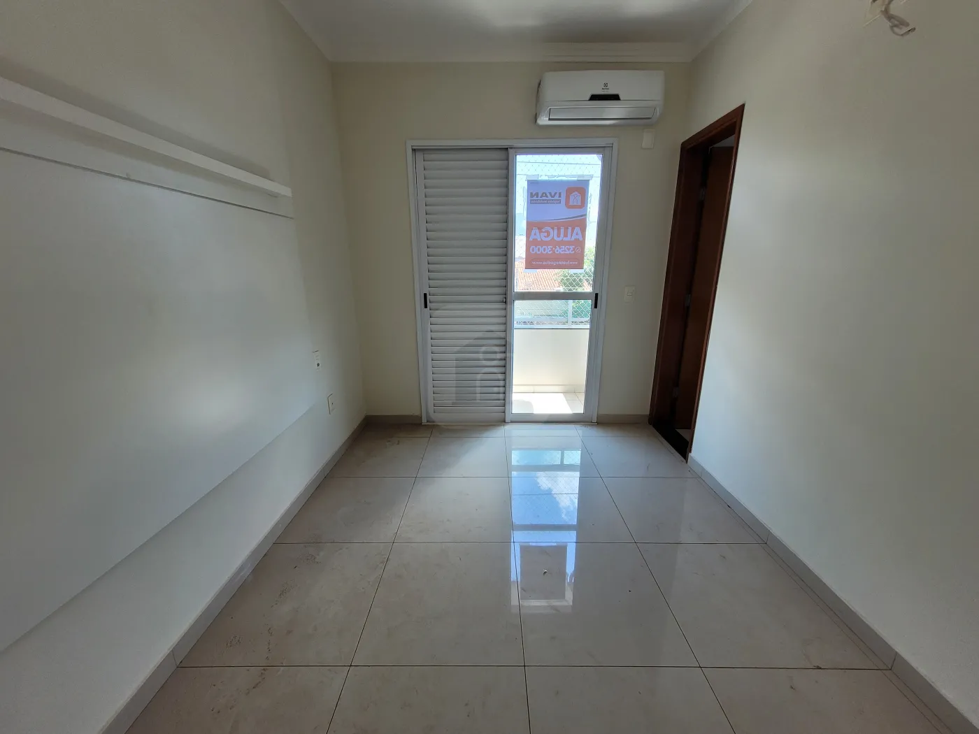 Alugar Apartamento / Padrão em Uberlândia R$ 2.000,00 - Foto 12