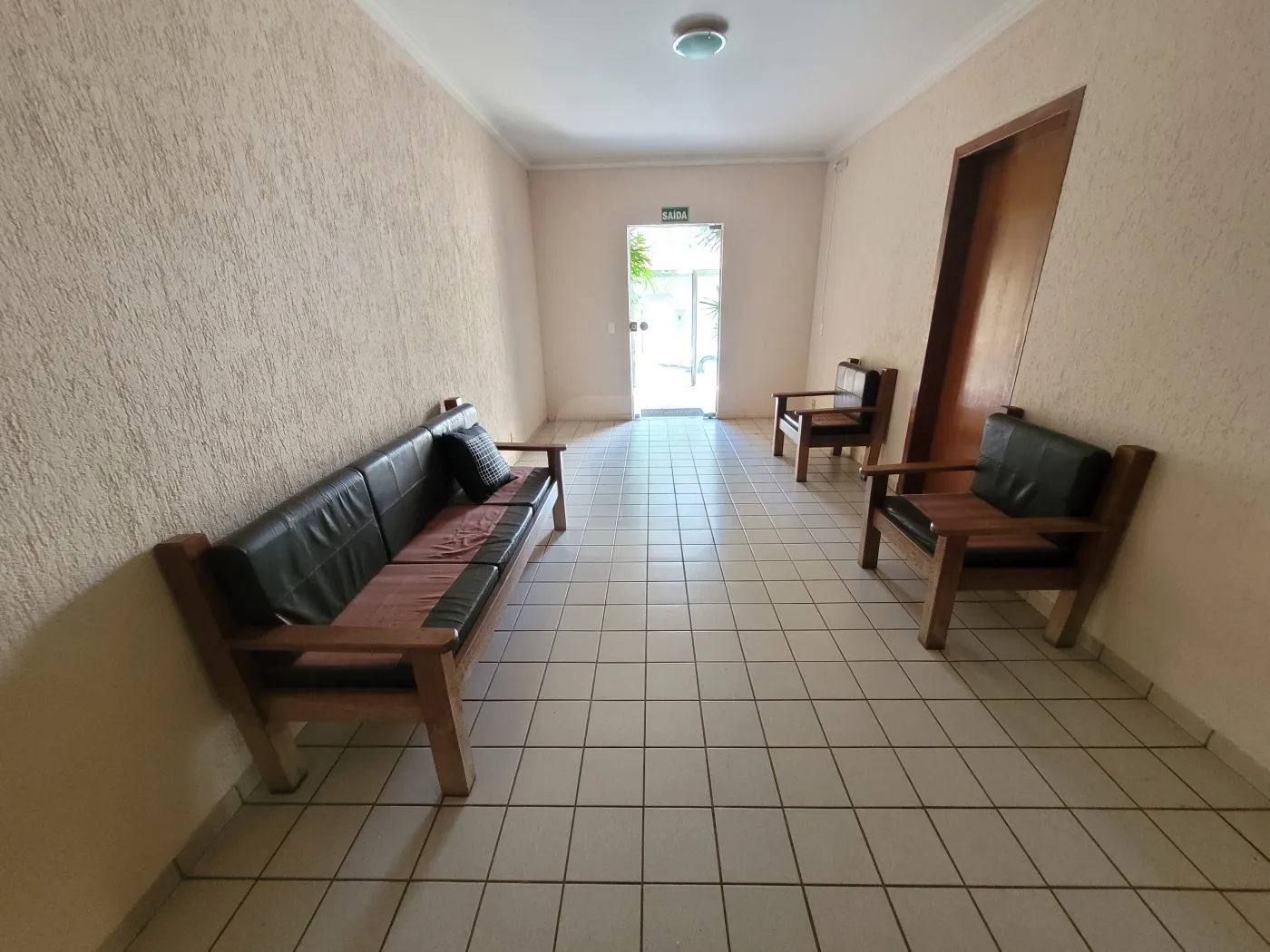 Alugar Apartamento / Padrão em Uberlândia R$ 1.450,00 - Foto 5
