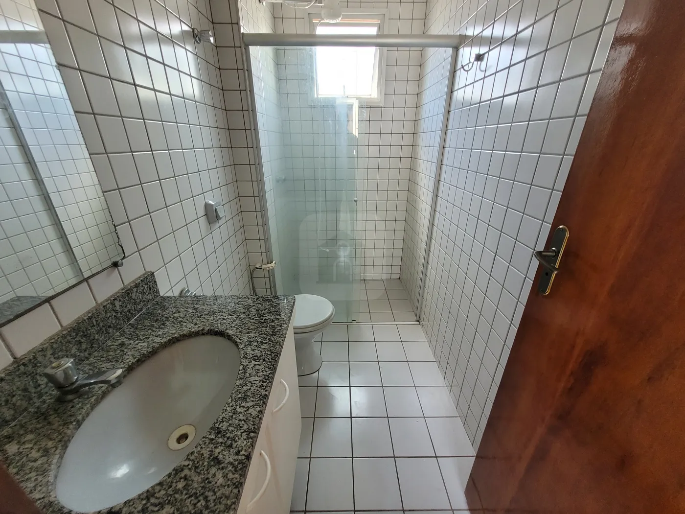 Alugar Apartamento / Padrão em Uberlândia R$ 1.450,00 - Foto 19