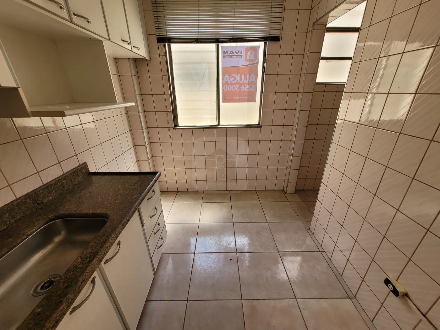 Alugar Apartamento / Padrão em Uberlândia R$ 600,00 - Foto 14
