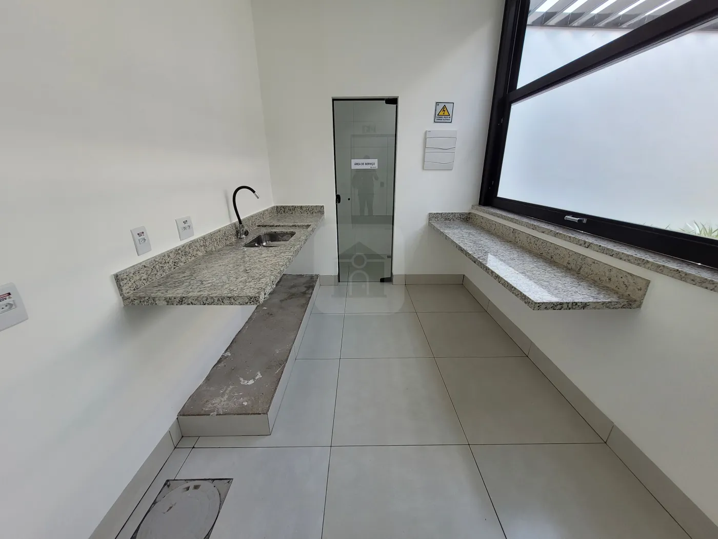 Alugar Comercial / Casa Comercial em Uberlândia R$ 9.000,00 - Foto 8
