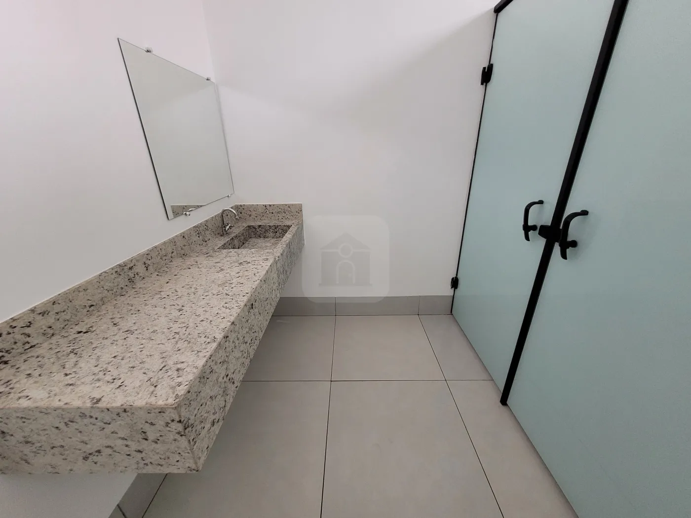 Alugar Comercial / Casa Comercial em Uberlândia R$ 9.000,00 - Foto 9