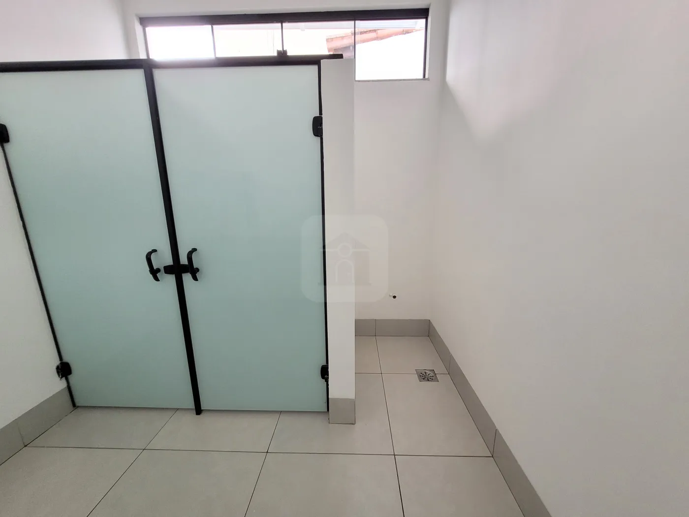 Alugar Comercial / Casa Comercial em Uberlândia R$ 9.000,00 - Foto 10