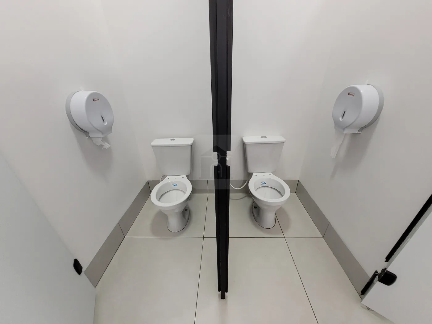 Alugar Comercial / Casa Comercial em Uberlândia R$ 9.000,00 - Foto 12