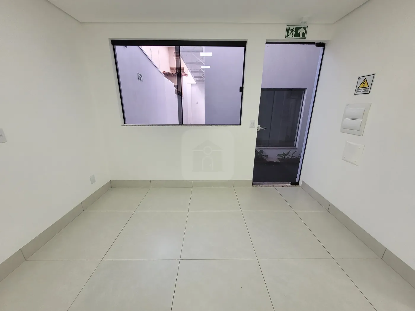 Alugar Comercial / Casa Comercial em Uberlândia R$ 9.000,00 - Foto 15