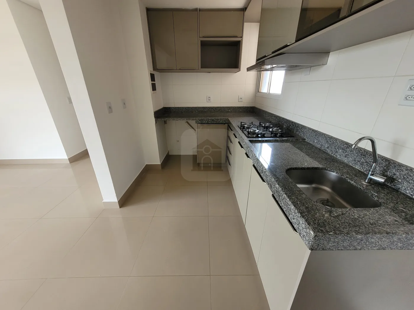 Alugar Apartamento / Padrão em Uberlândia R$ 1.600,00 - Foto 7