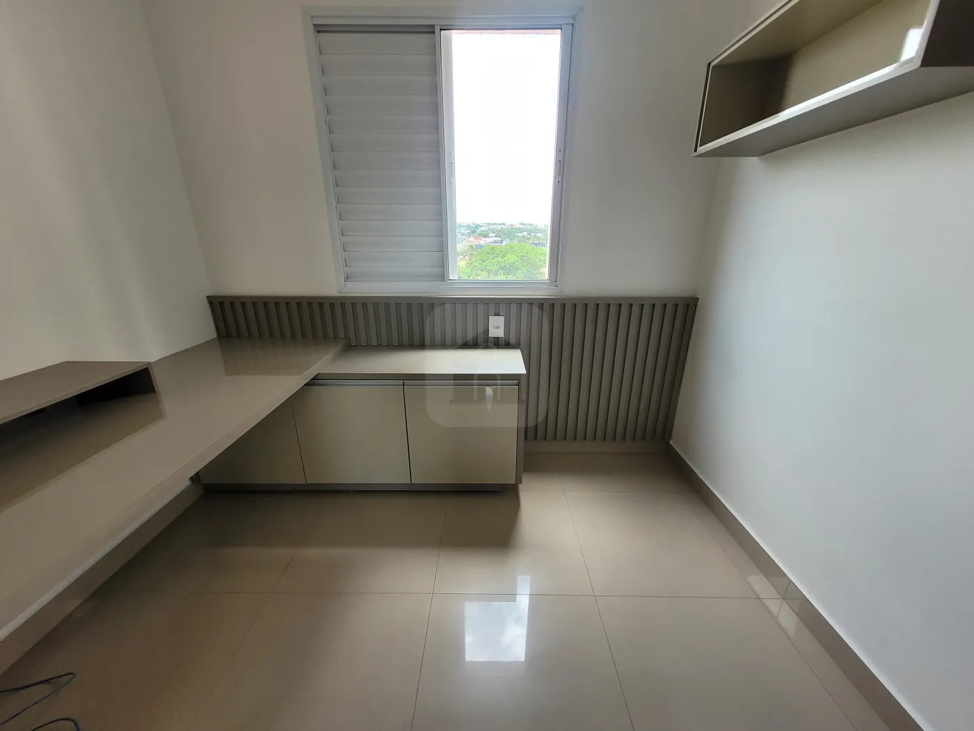 Alugar Apartamento / Padrão em Uberlândia R$ 1.600,00 - Foto 12
