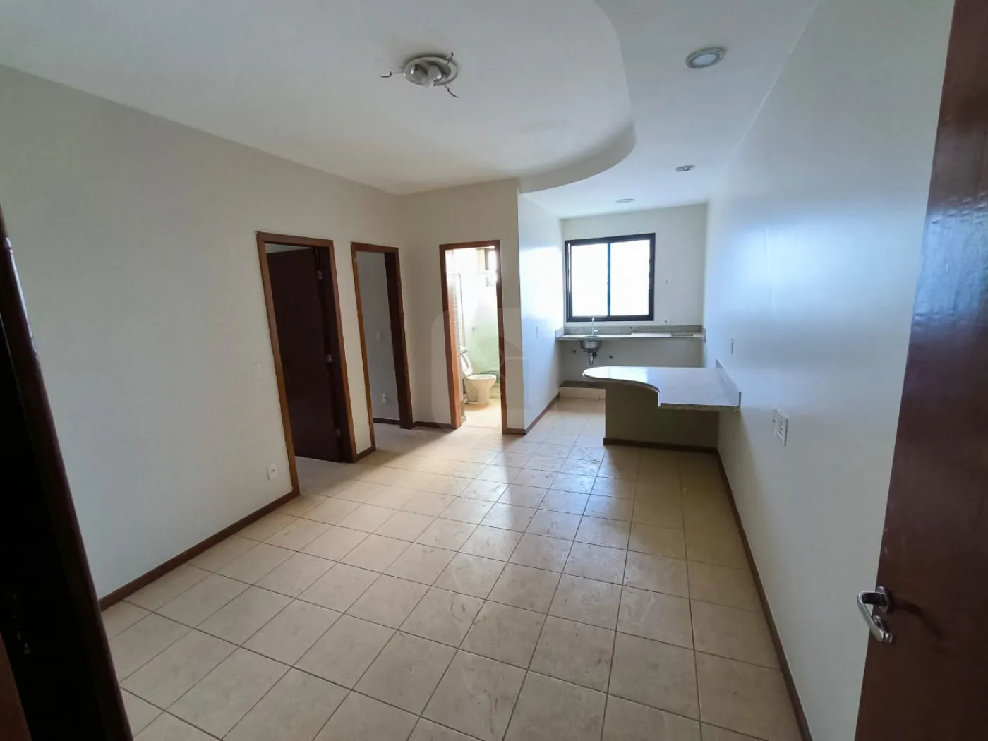 Comprar Apartamento / Quitinete em Uberlândia - Foto 2