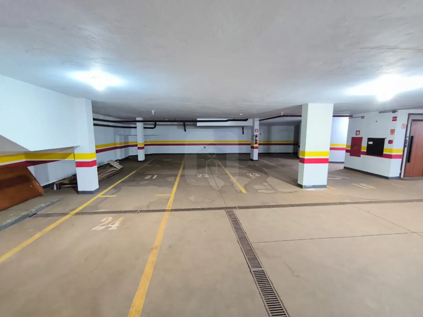 Comprar Apartamento / Quitinete em Uberlândia - Foto 8