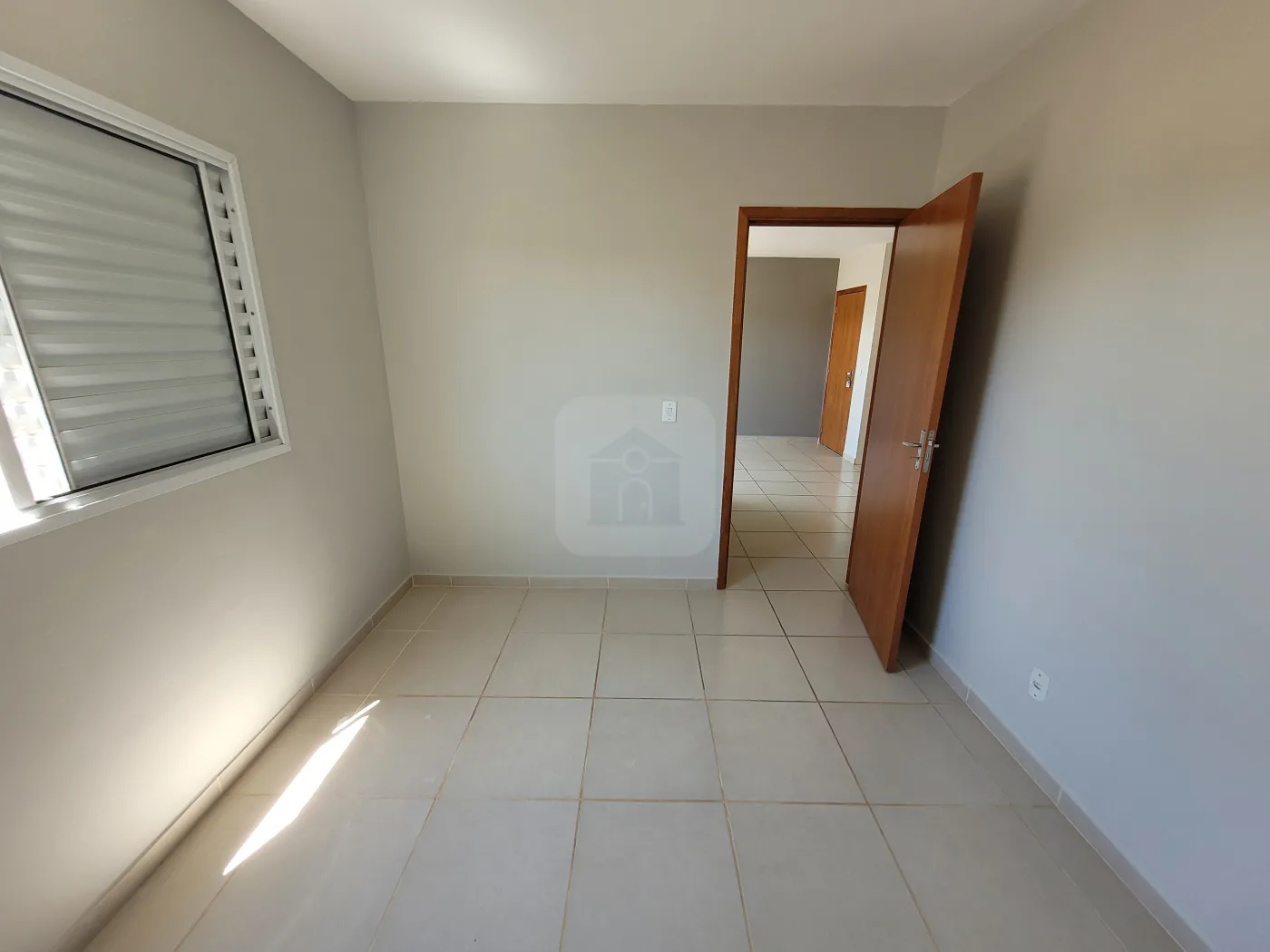 Alugar Apartamento / Padrão em Uberlândia R$ 850,00 - Foto 13