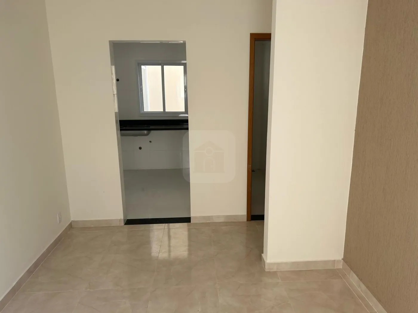 Alugar Apartamento / Padrão em Uberlândia R$ 1.250,00 - Foto 2