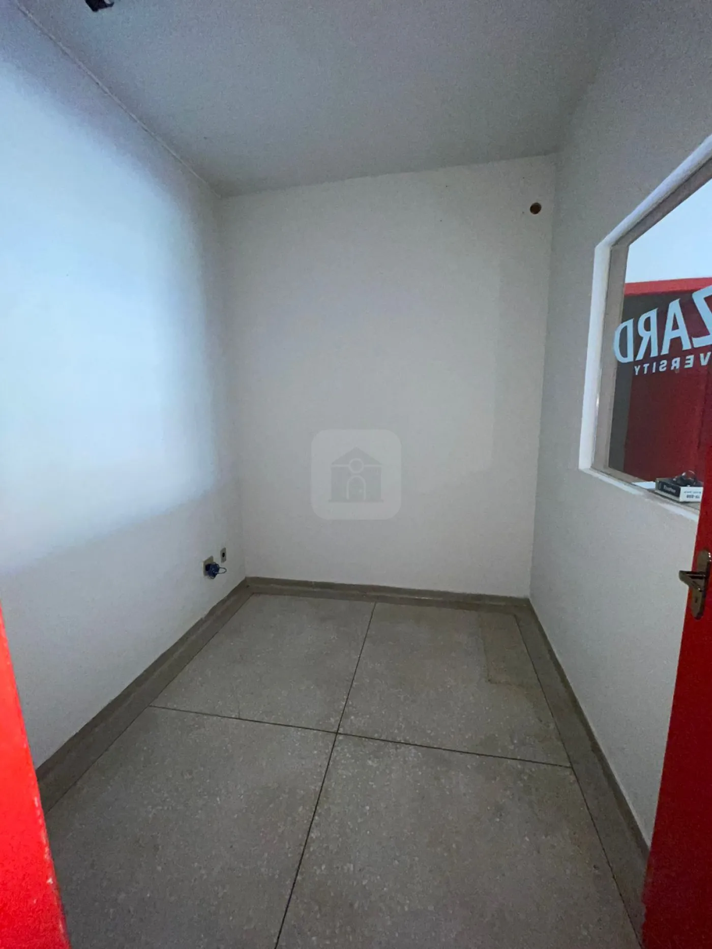 Alugar Comercial / Loja em Araguari R$ 4.000,00 - Foto 3