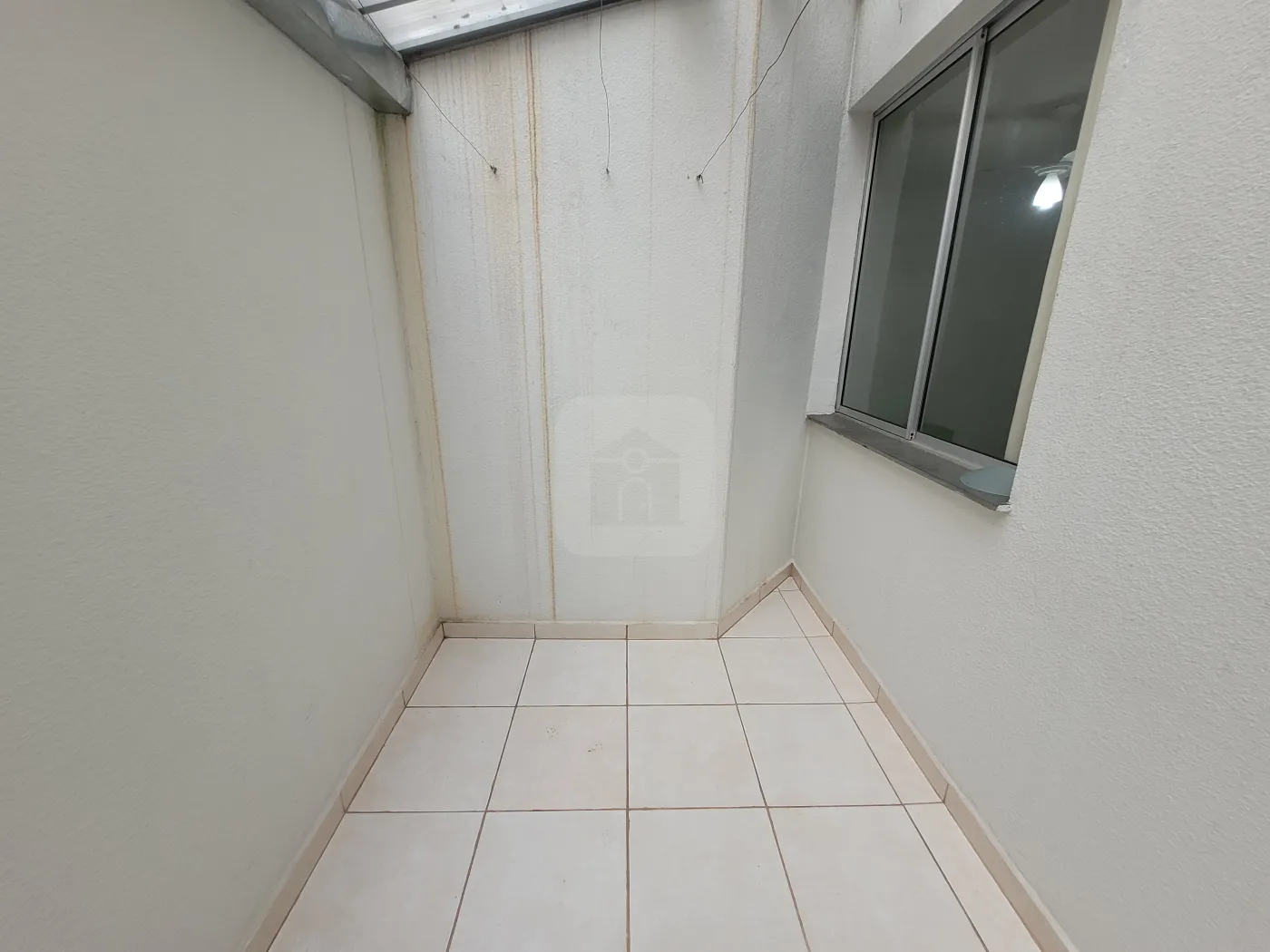 Alugar Apartamento / Padrão em Uberlândia R$ 1.100,00 - Foto 18