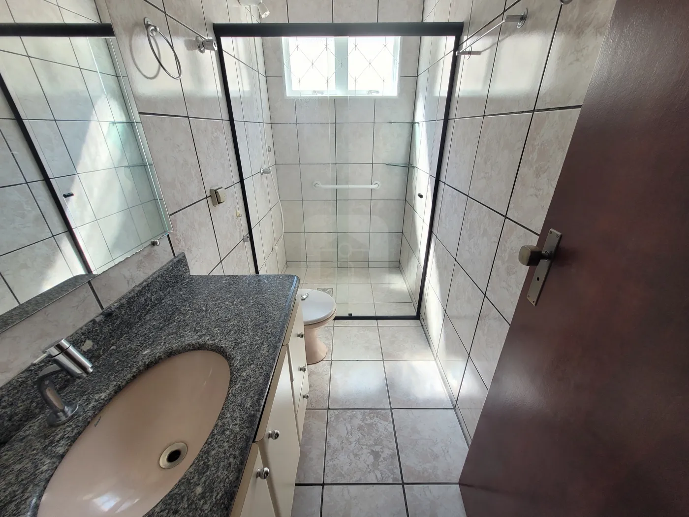 Alugar Casa / Padrão em Uberlândia R$ 3.000,00 - Foto 15