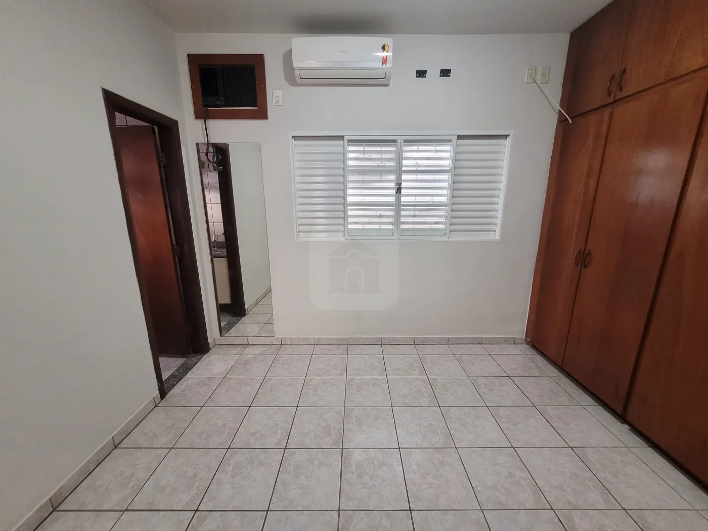 Alugar Casa / Padrão em Uberlândia R$ 3.000,00 - Foto 16