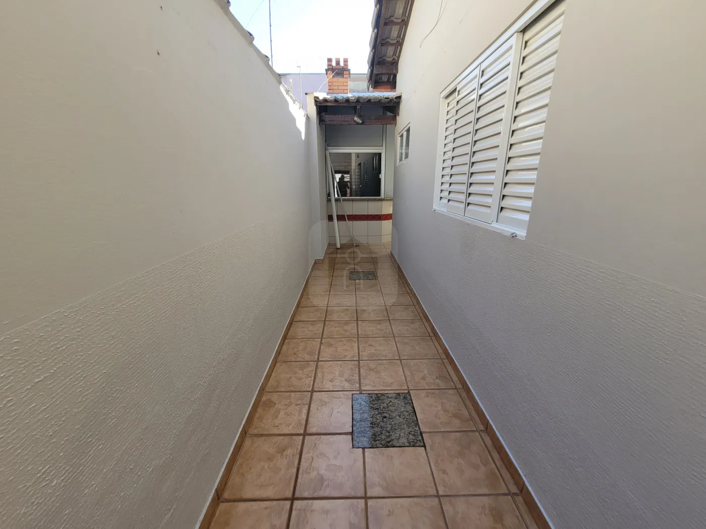 Alugar Casa / Padrão em Uberlândia R$ 3.000,00 - Foto 21