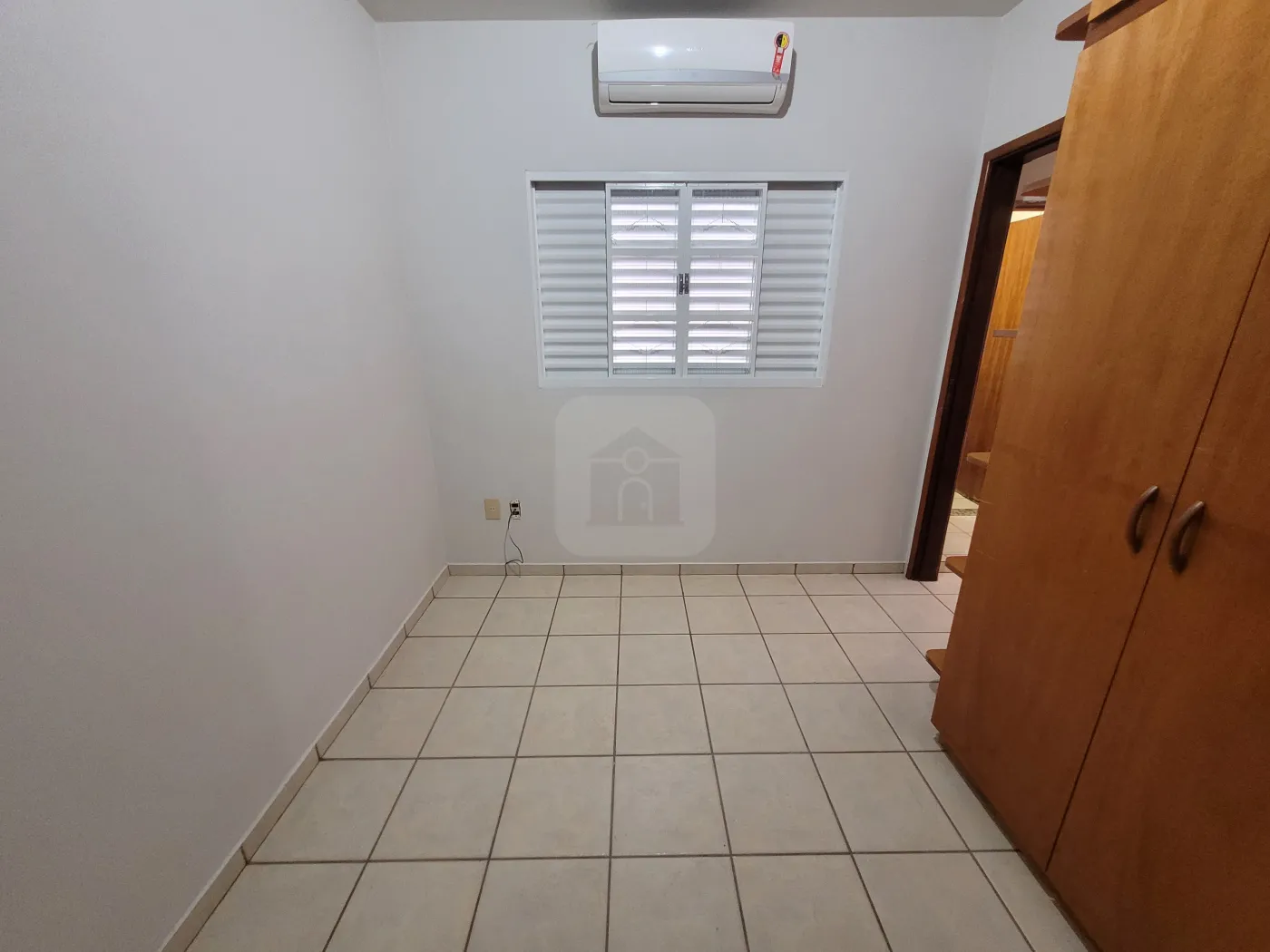 Alugar Casa / Padrão em Uberlândia R$ 3.000,00 - Foto 27