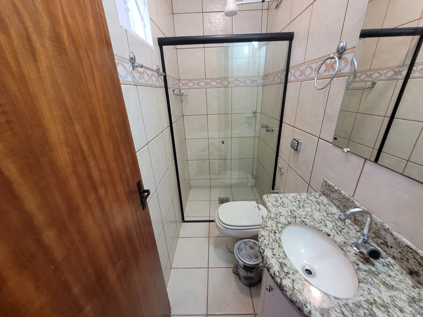 Alugar Casa / Padrão em Uberlândia R$ 3.000,00 - Foto 28