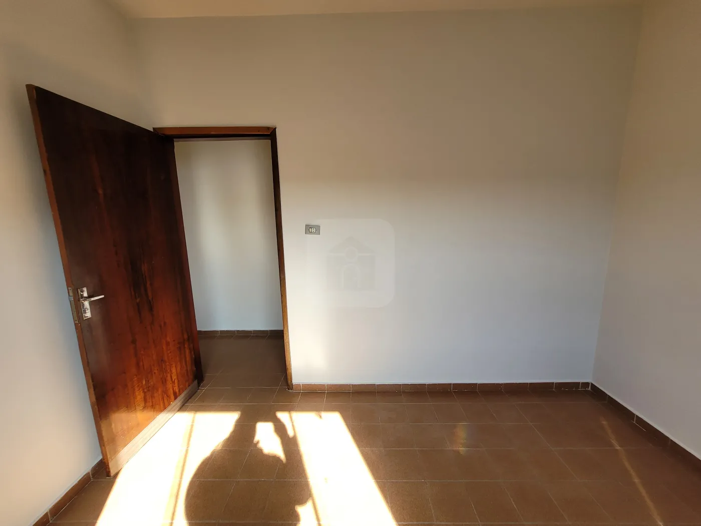 Alugar Casa / Padrão em Uberlândia R$ 2.500,00 - Foto 14