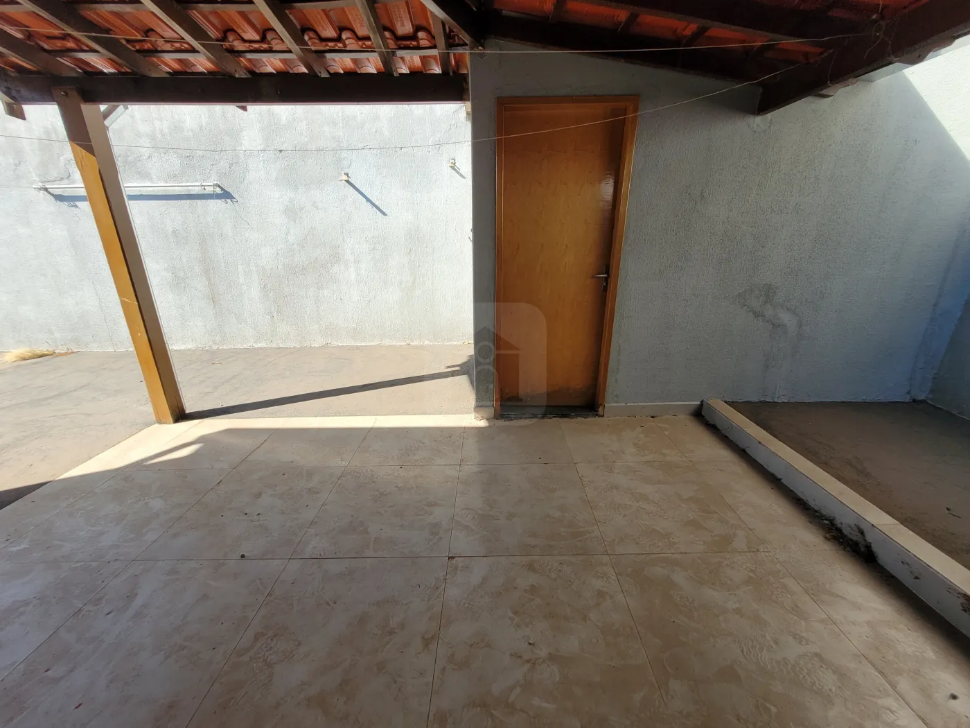 Alugar Casa / Padrão em Uberlândia R$ 2.500,00 - Foto 24