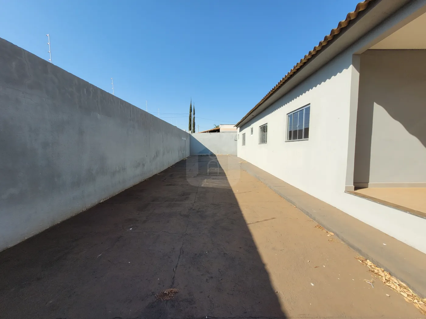 Alugar Casa / Padrão em Uberlândia R$ 2.500,00 - Foto 27