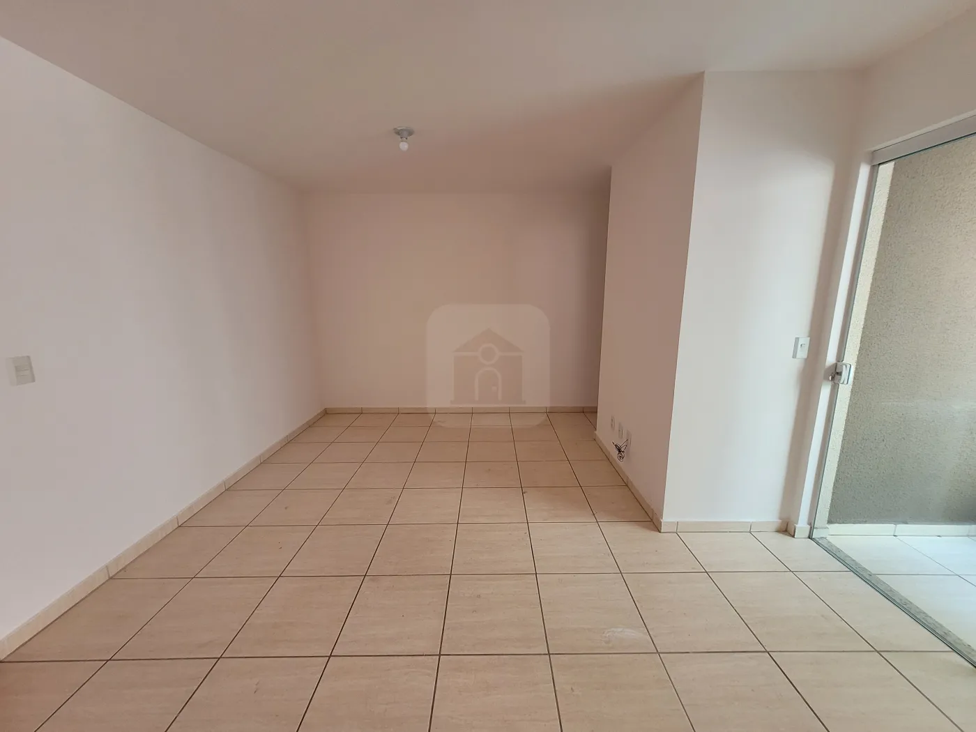 Comprar Apartamento / Padrão em Uberlândia - Foto 4