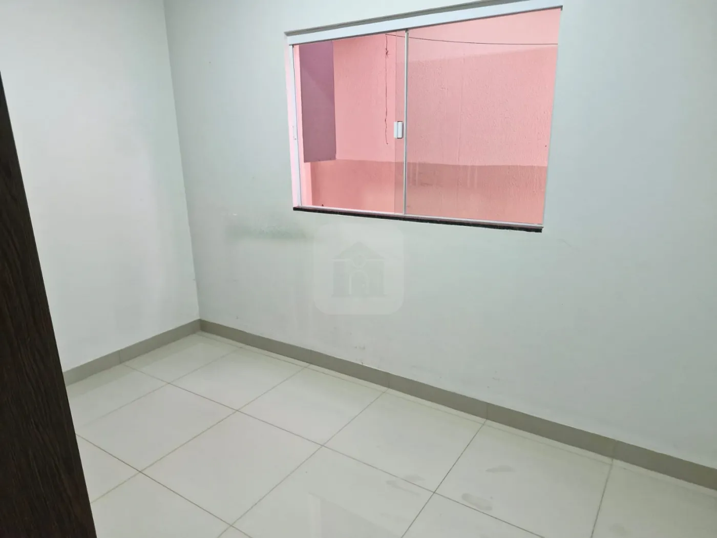 Alugar Casa / Padrão em Uberlândia R$ 2.100,00 - Foto 7