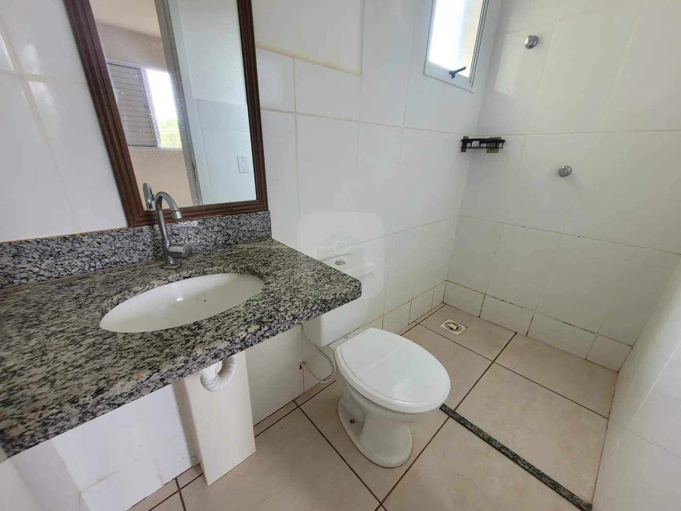 Alugar Apartamento / Padrão em Uberlândia R$ 1.000,00 - Foto 13