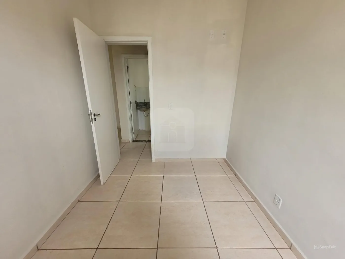 Alugar Apartamento / Padrão em Uberlândia R$ 1.000,00 - Foto 10
