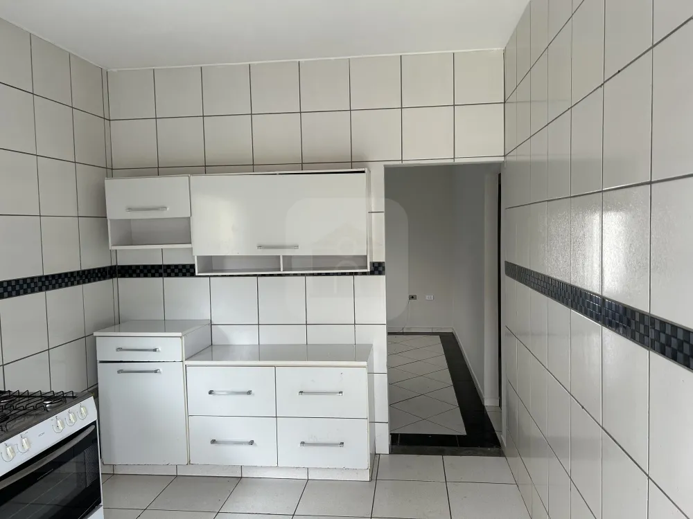 Alugar Casa / Padrão em Uberlândia R$ 1.600,00 - Foto 7