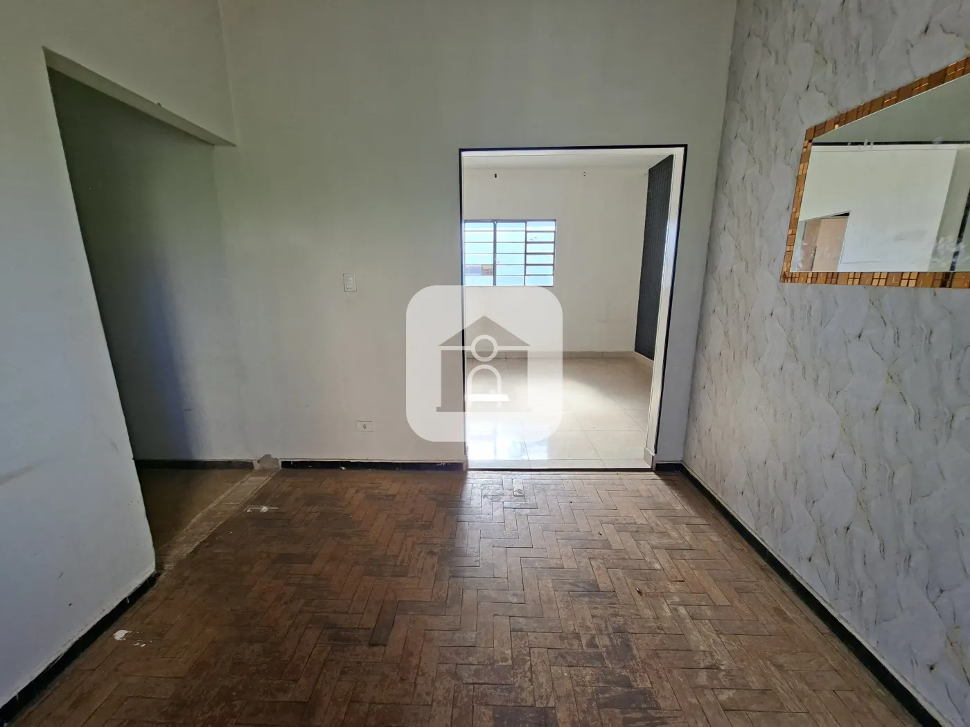 Comprar Apartamento / Sobrado em Uberlândia - Foto 2