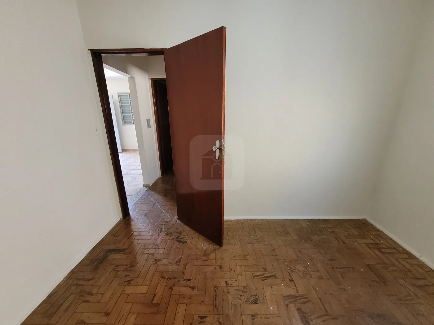 Alugar Casa / Padrão em Uberlândia R$ 1.700,00 - Foto 11