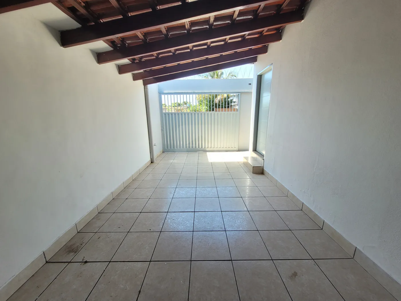 Alugar Casa / Padrão em Uberlândia R$ 1.700,00 - Foto 23