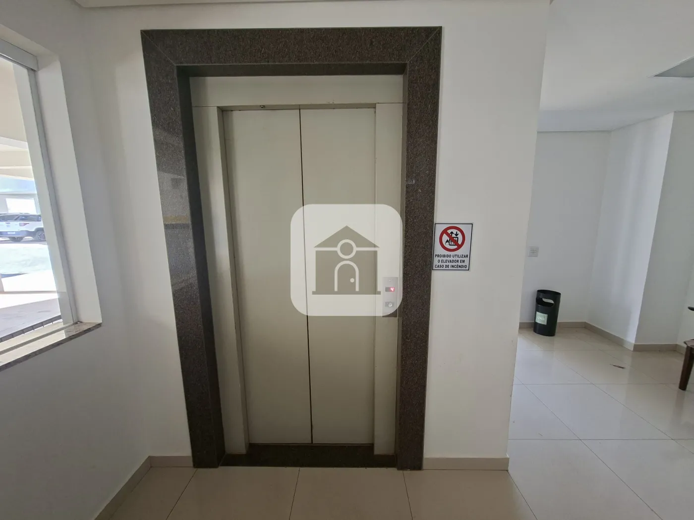 Alugar Apartamento / Padrão em Uberlândia R$ 1.900,00 - Foto 3