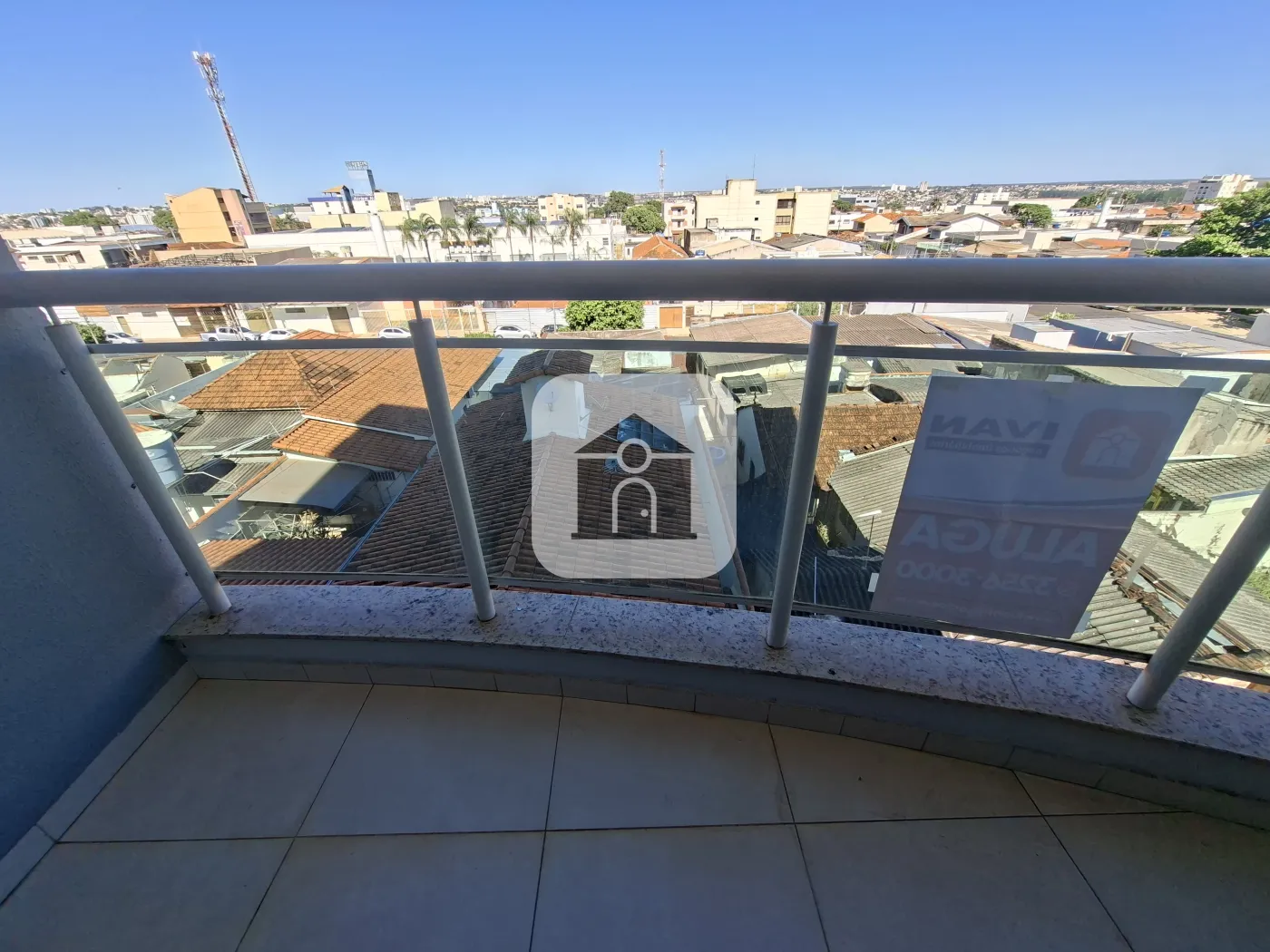 Alugar Apartamento / Padrão em Uberlândia R$ 1.900,00 - Foto 8