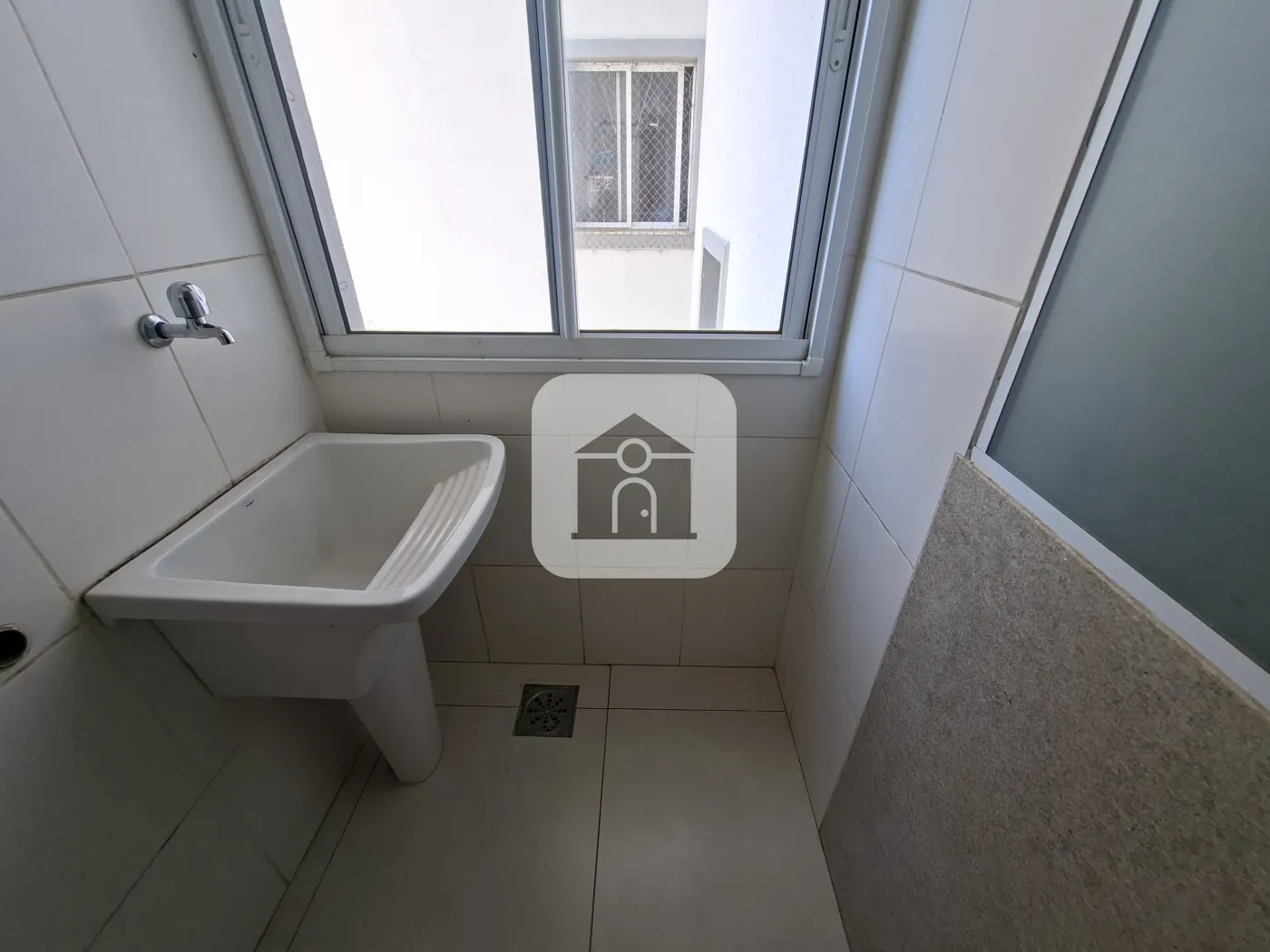 Alugar Apartamento / Padrão em Uberlândia R$ 1.900,00 - Foto 11