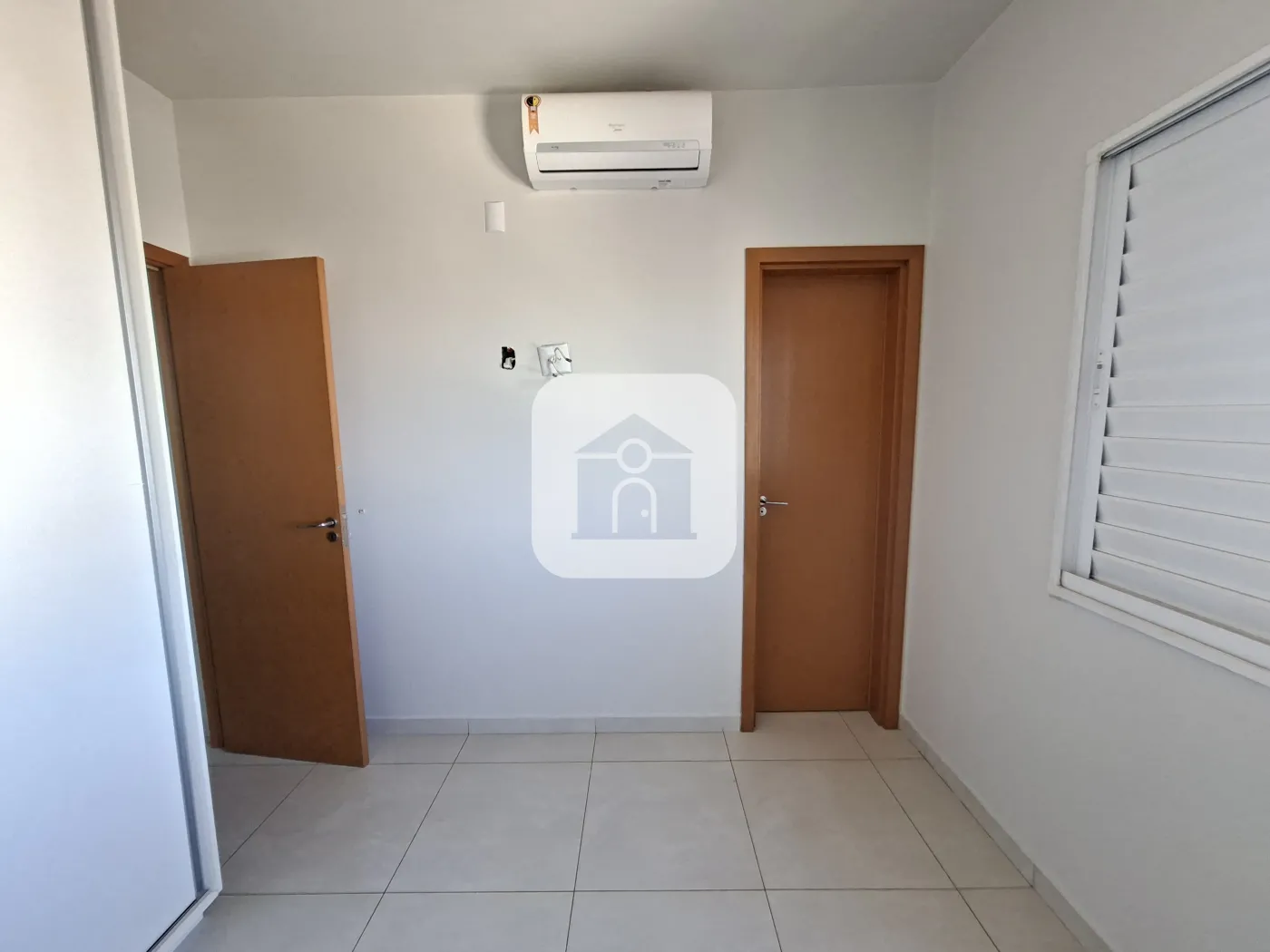 Alugar Apartamento / Padrão em Uberlândia R$ 1.900,00 - Foto 19