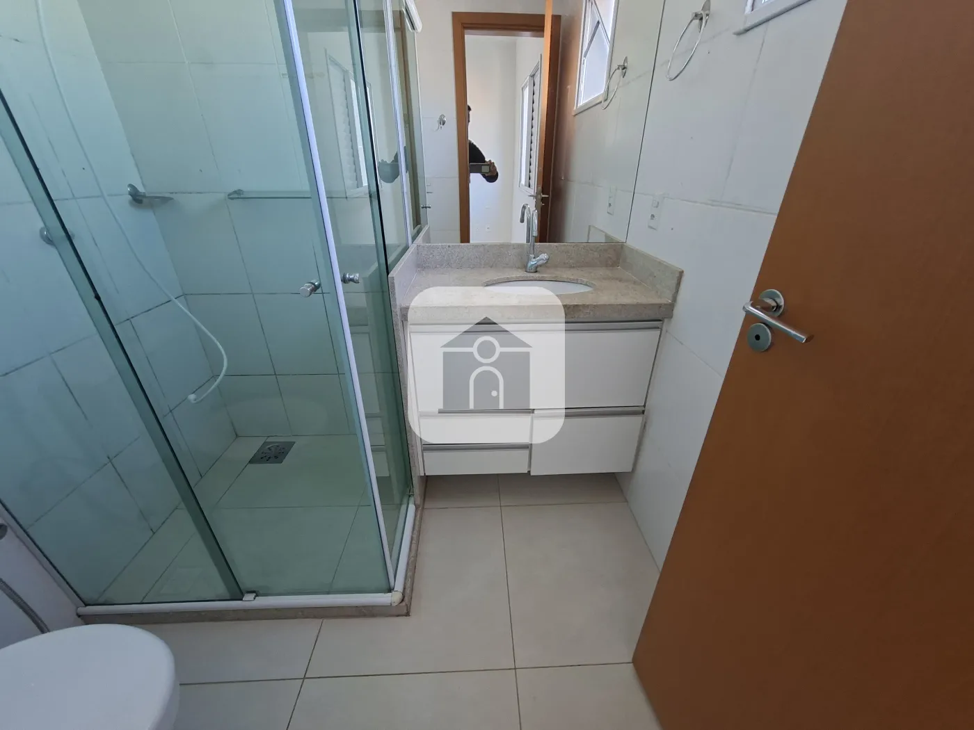 Alugar Apartamento / Padrão em Uberlândia R$ 1.900,00 - Foto 20