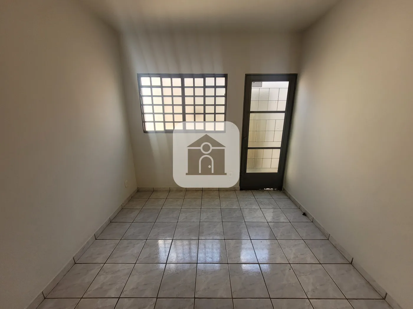 Comprar Casa / Padrão em Uberlândia - Foto 2
