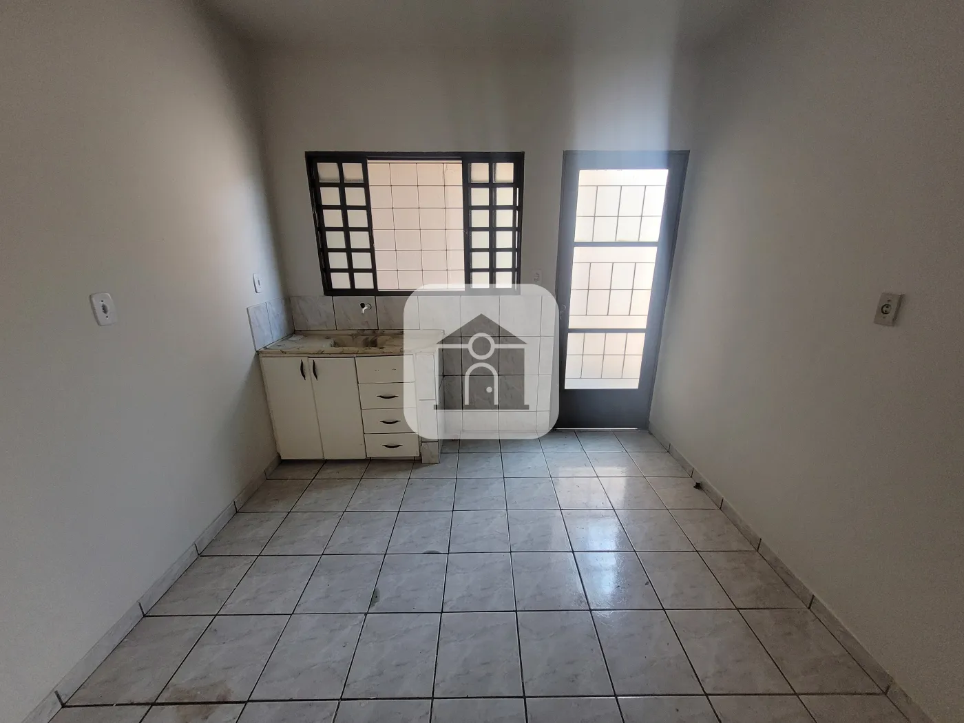 Comprar Casa / Padrão em Uberlândia - Foto 4