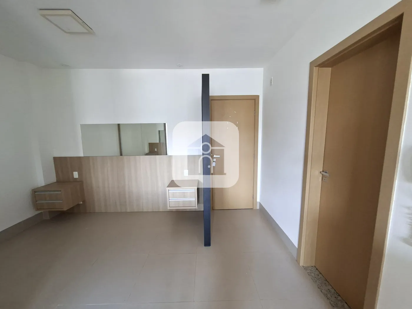 Alugar Apartamento / Padrão em Uberlândia R$ 2.000,00 - Foto 5