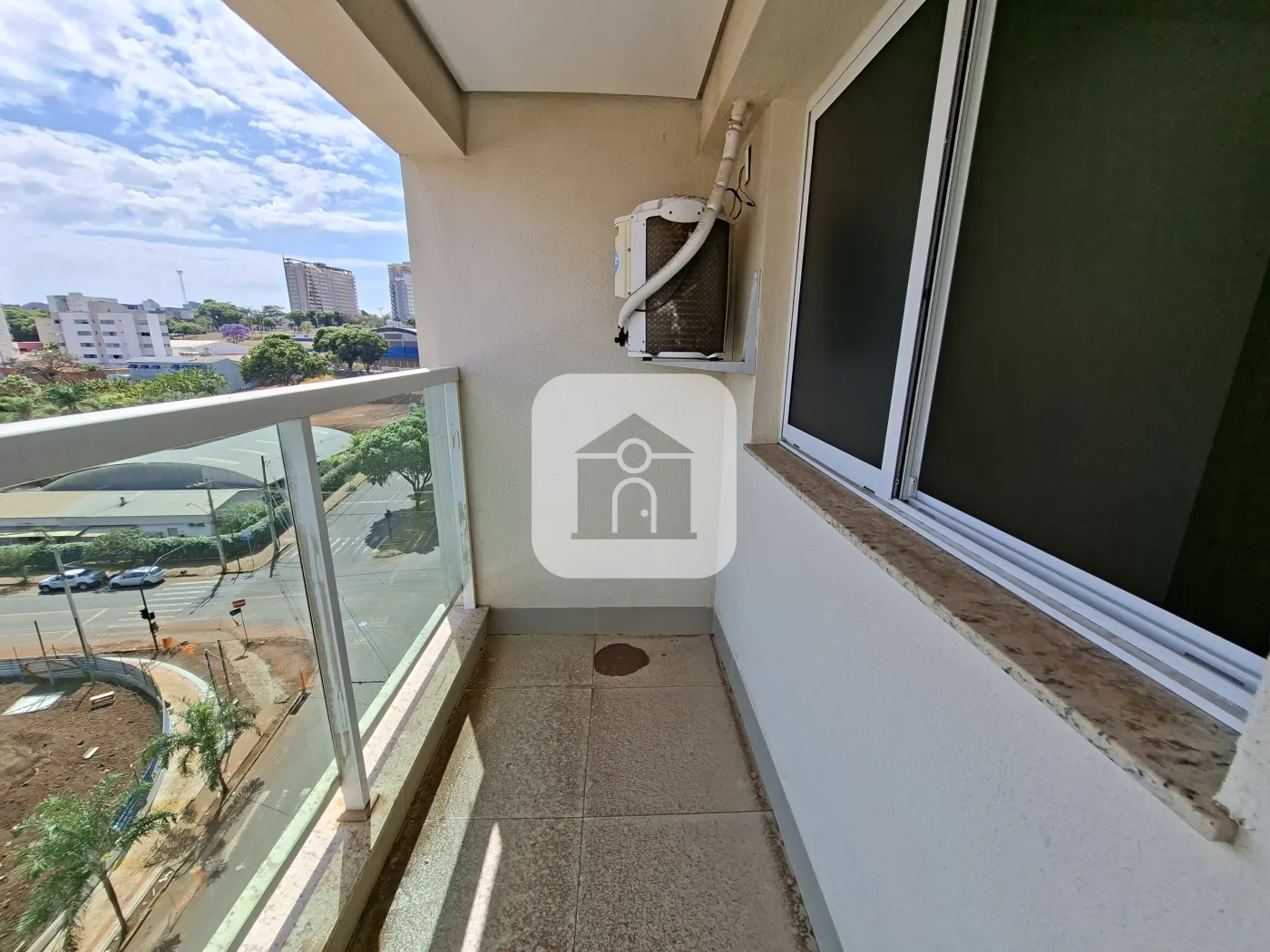 Alugar Apartamento / Padrão em Uberlândia R$ 2.000,00 - Foto 14