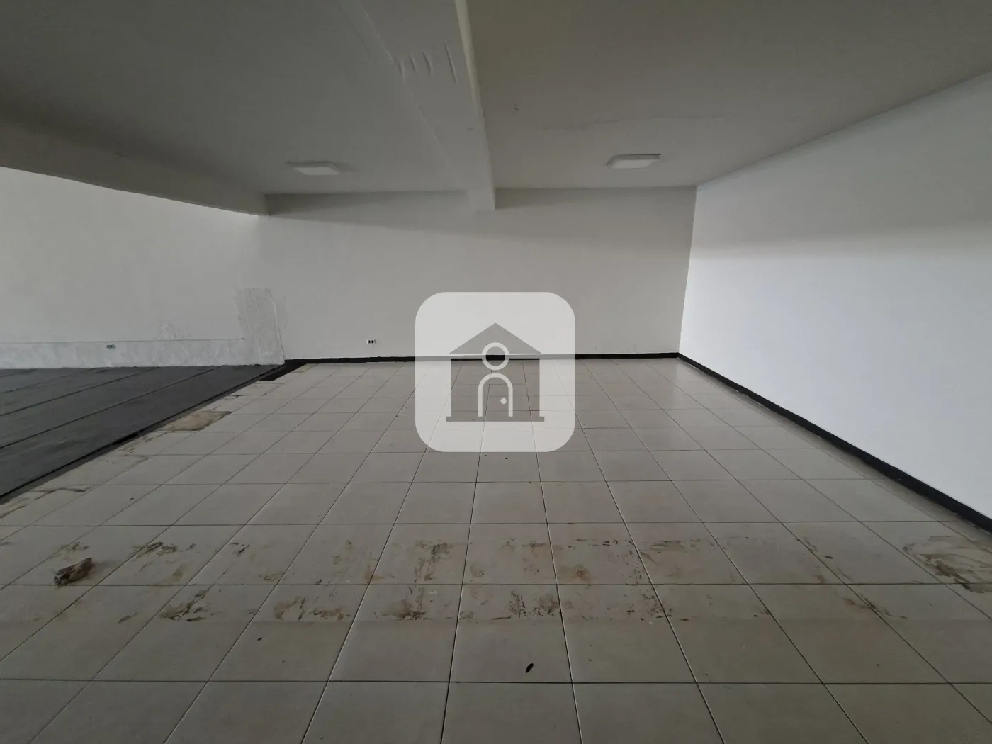 Alugar Comercial / Loja em Uberlândia R$ 1.500,00 - Foto 20