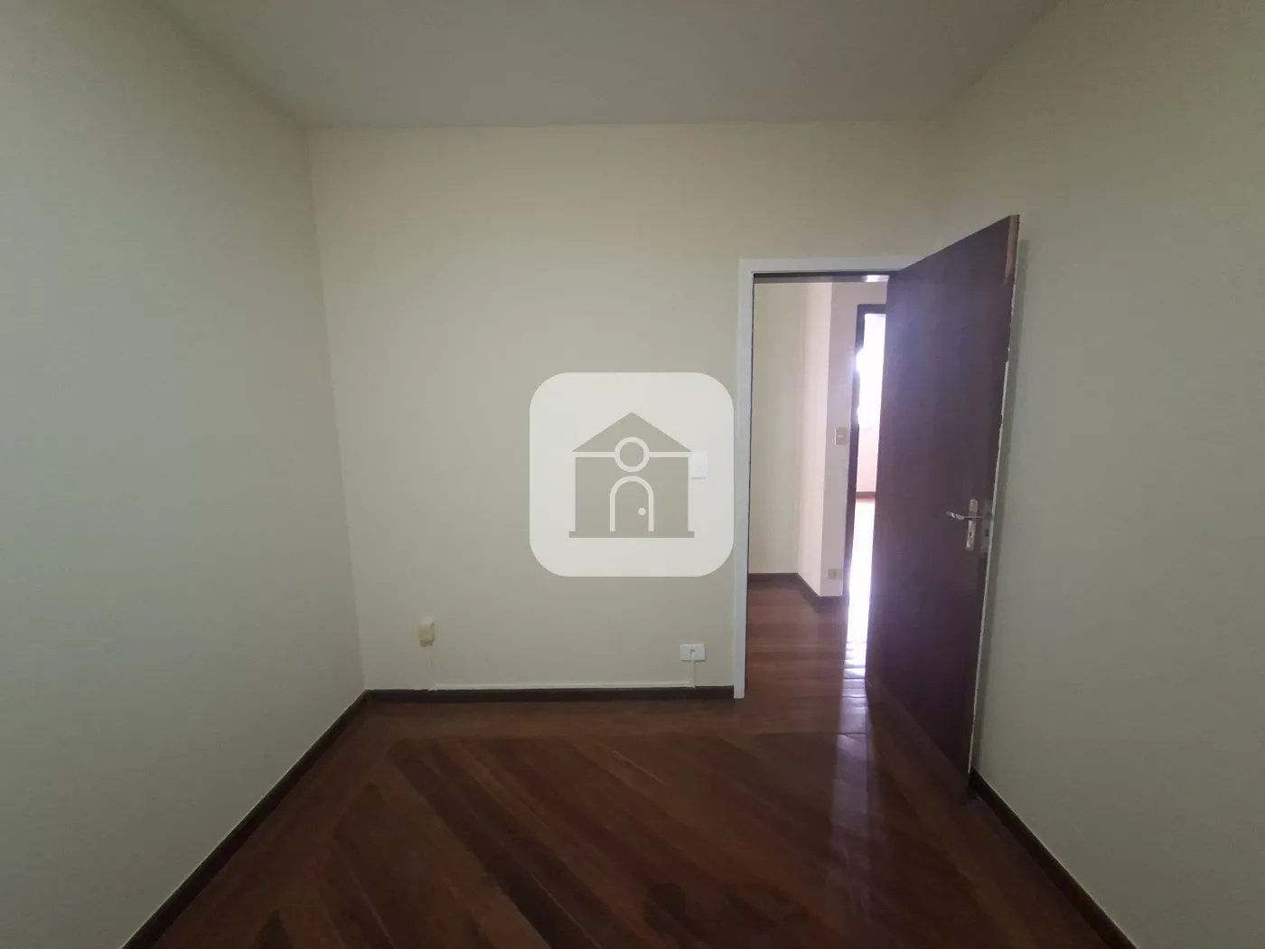 Alugar Apartamento / Padrão em Uberlândia R$ 2.500,00 - Foto 10