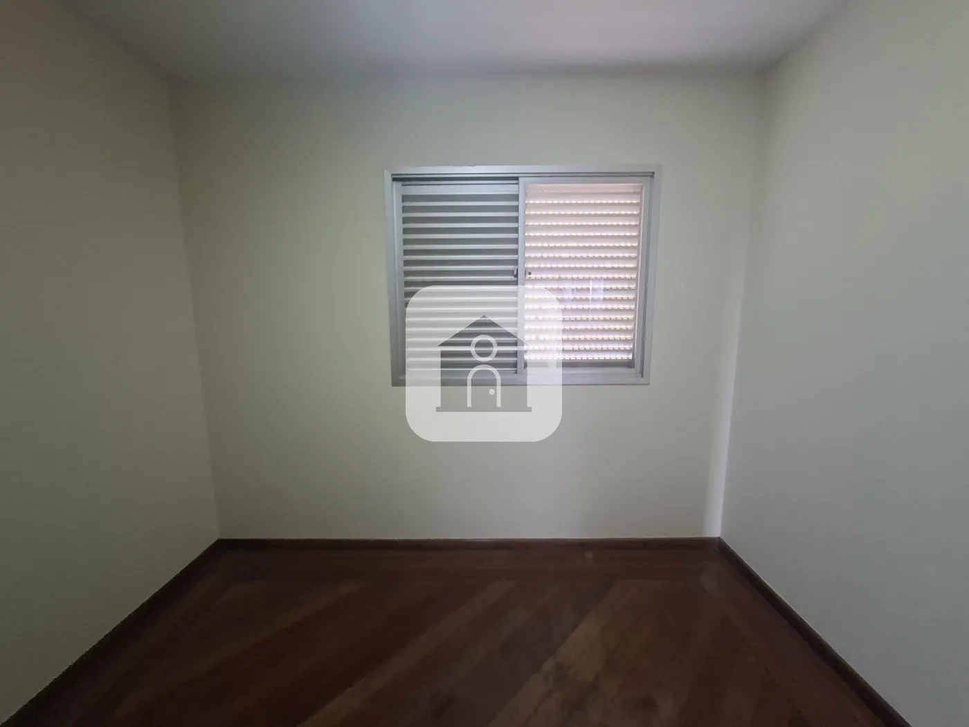 Alugar Apartamento / Padrão em Uberlândia R$ 2.500,00 - Foto 11