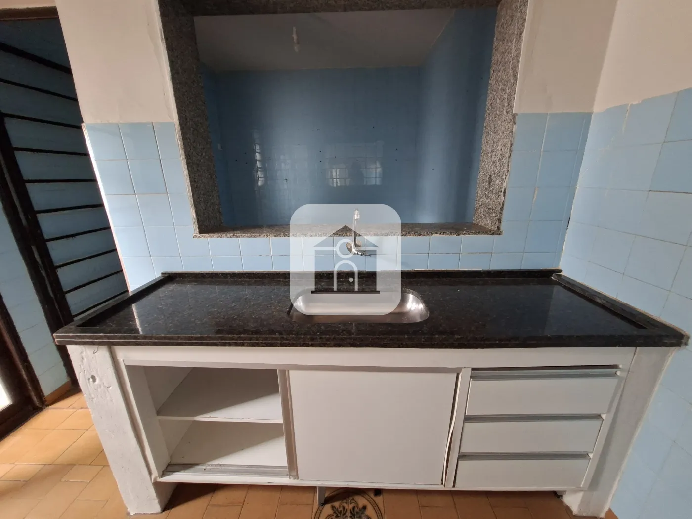 Alugar Casa / Padrão em Uberlândia R$ 1.700,00 - Foto 6